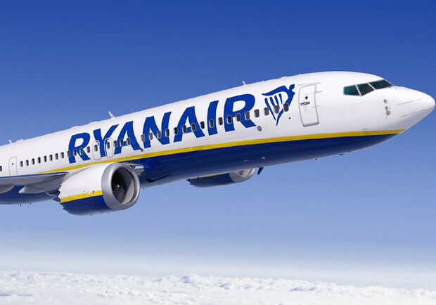 Ryanair распродает билеты по 9 евро. ФОто: Ракурс.