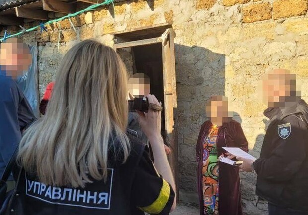 В Одессе две бабушки продавали каннабис оптом  - фото
