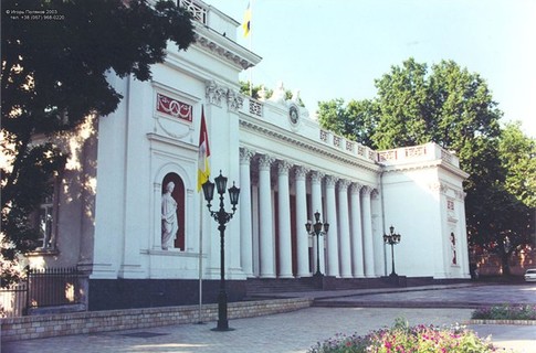 Одесситы долго ждали принятия Устава города. Фото-segodnya.ua