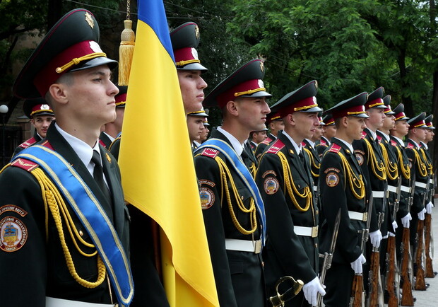 В Одессе отмечают 15-летие украинской Конституции.
Фото - oda.odessa.gov.ua
