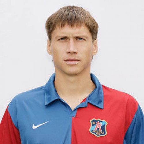 Сергей Симоненко - самый грубый футболист в Украине.
Фото - sport-express.ua.