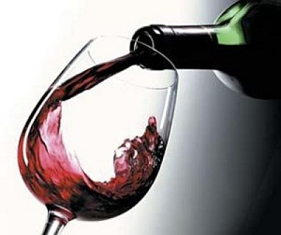 Пьющих больше всего интересует вино. Фото с сайта: mir.karelia.ru.
