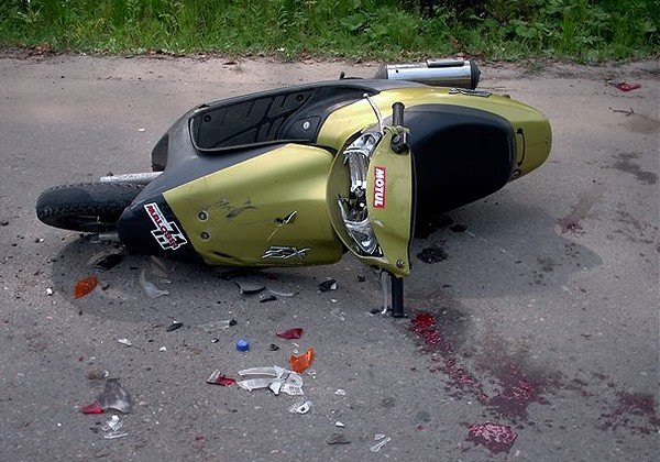 Молодой мотоциклист погиб на трассе.
Фото - kremenchug.ua