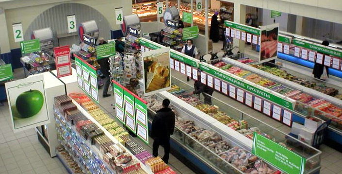Мужчина привлек внимание посетителей магазина и устроил  знатный дебош. Фото с сайта: images.rambler.ru.