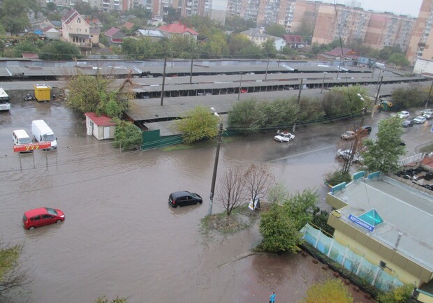 Очередное "стихийное бедствие" в Одессе. Фото - vk.com/taki_da_odessa