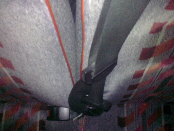 В Одессе появилась маршрутка с ремнями безопасности у каждого сиденья пассажира. Фото - vk.com/taki_da_odessa