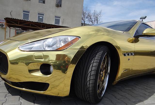 Золотую Maserati продают за миллион.
Фото - avtobazar.ua