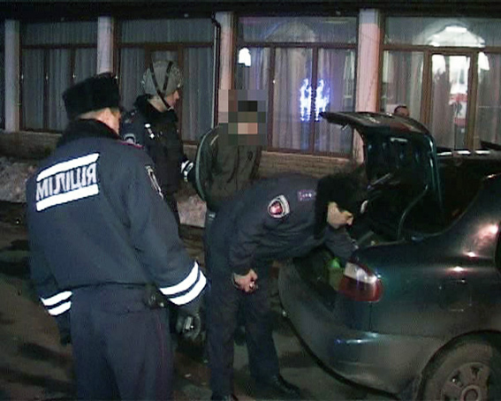 Одесские милиционеры спасли заложника. Фото - пресс-служба облУВД.