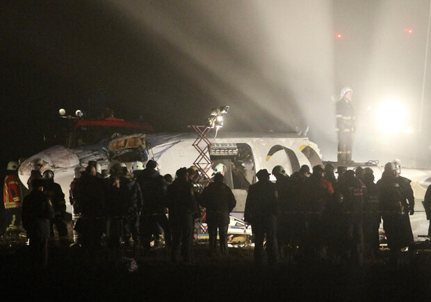 Причиной крушения самолета "Одесса-Донецк" мог стать отказ двигателя. Фото - drugoi.livejournal.com