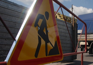 В Одессе продолжается ремонт дорог. Фото - korrespondent.net