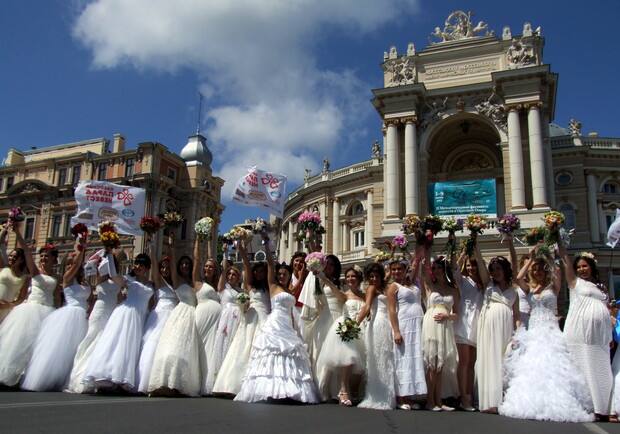 В Одессе прошел пятый Парад невест. Фото - Ирина Кипоренко. 