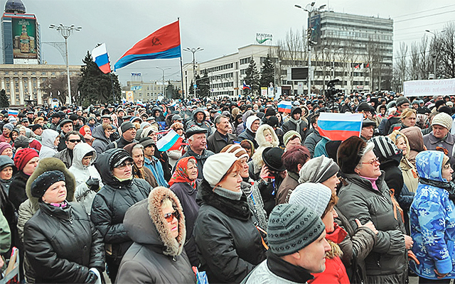 В Донецке, Луганске и Харькове продолжаются митинги. Фото с сайта nr2.ru.