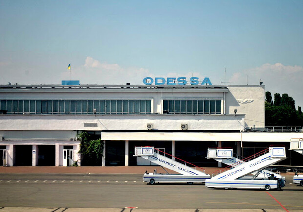 Аэропорт недополучил миллионы гривен. Фото - kudarom.ru