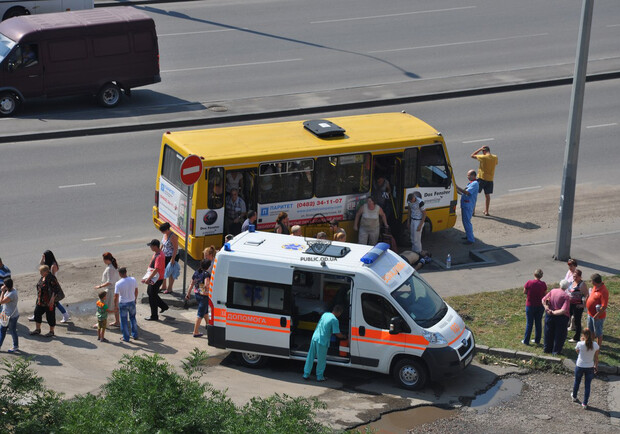 Пассажир маршрутки скончался в пути.
Фото - public.od.ua