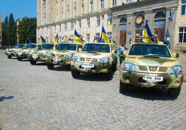 Теперь бойцы будут ездить на таких авто. Фото - dumskaya.net