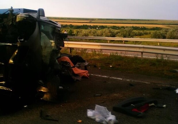 Новость - События - В аварии на киевской трассе погибли три человека
