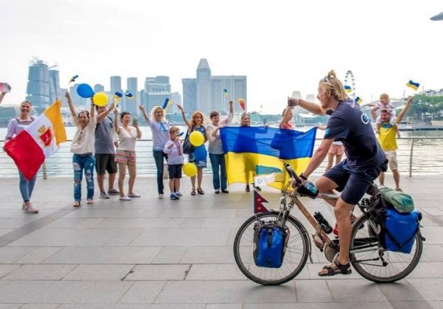 Новость - Люди города - Знай наших: одессит доехал до Сингапура на велосипеде
