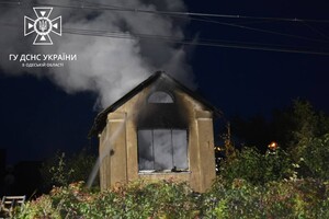 В Аркадии загорелся частный дом фото 1