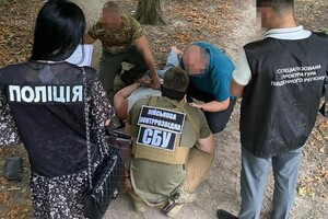 Одессит сговорился с должностными лицами ТЦК и "отмазывал" мужчин за 8000 долларов фото 1