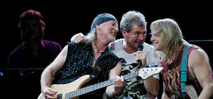 Deep Purple хотят в Киеве есть кексы и спать на огромных кроватях