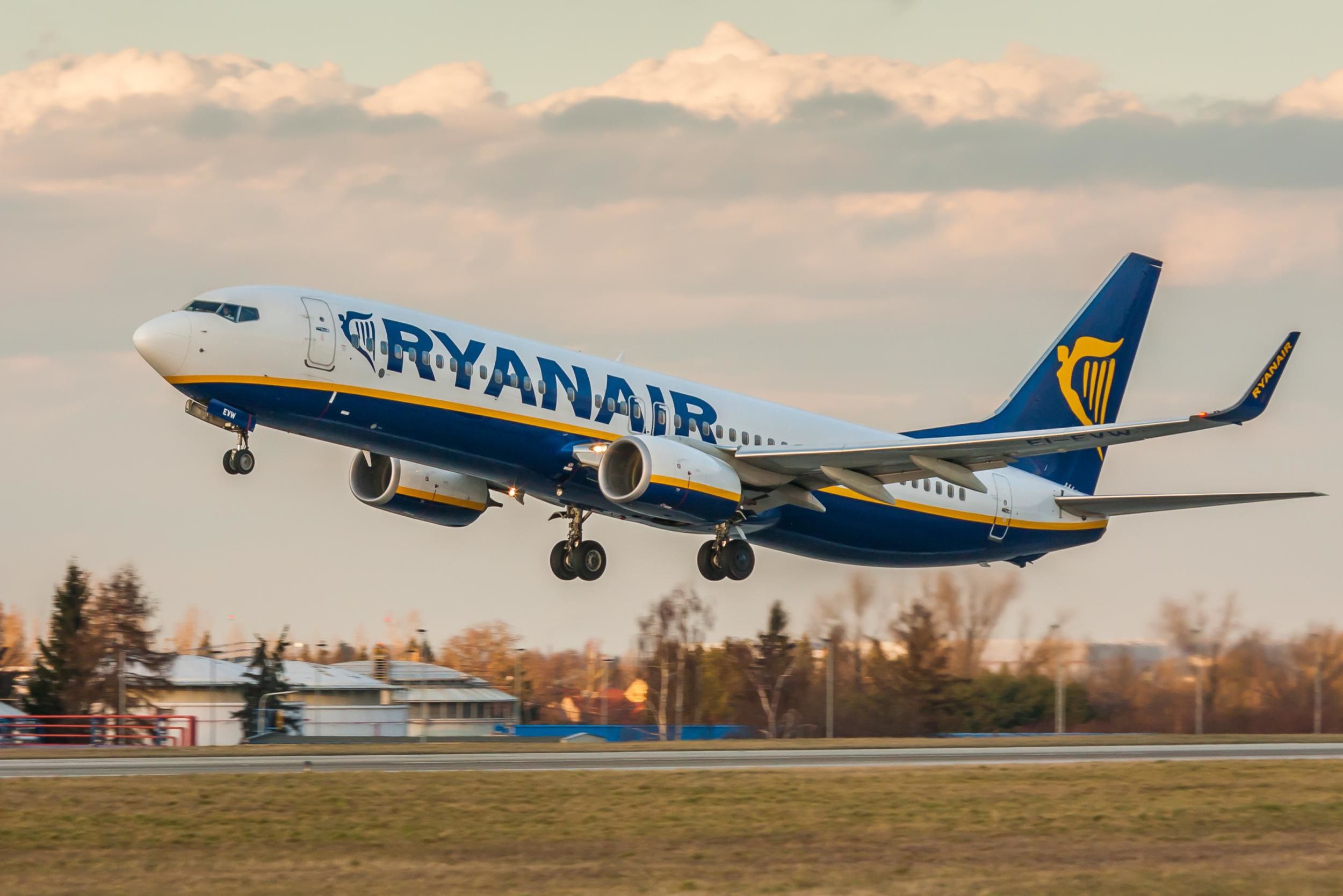 Новость - События - Успей купить: Ryanair запустил распродажу авиабилетов из Украины