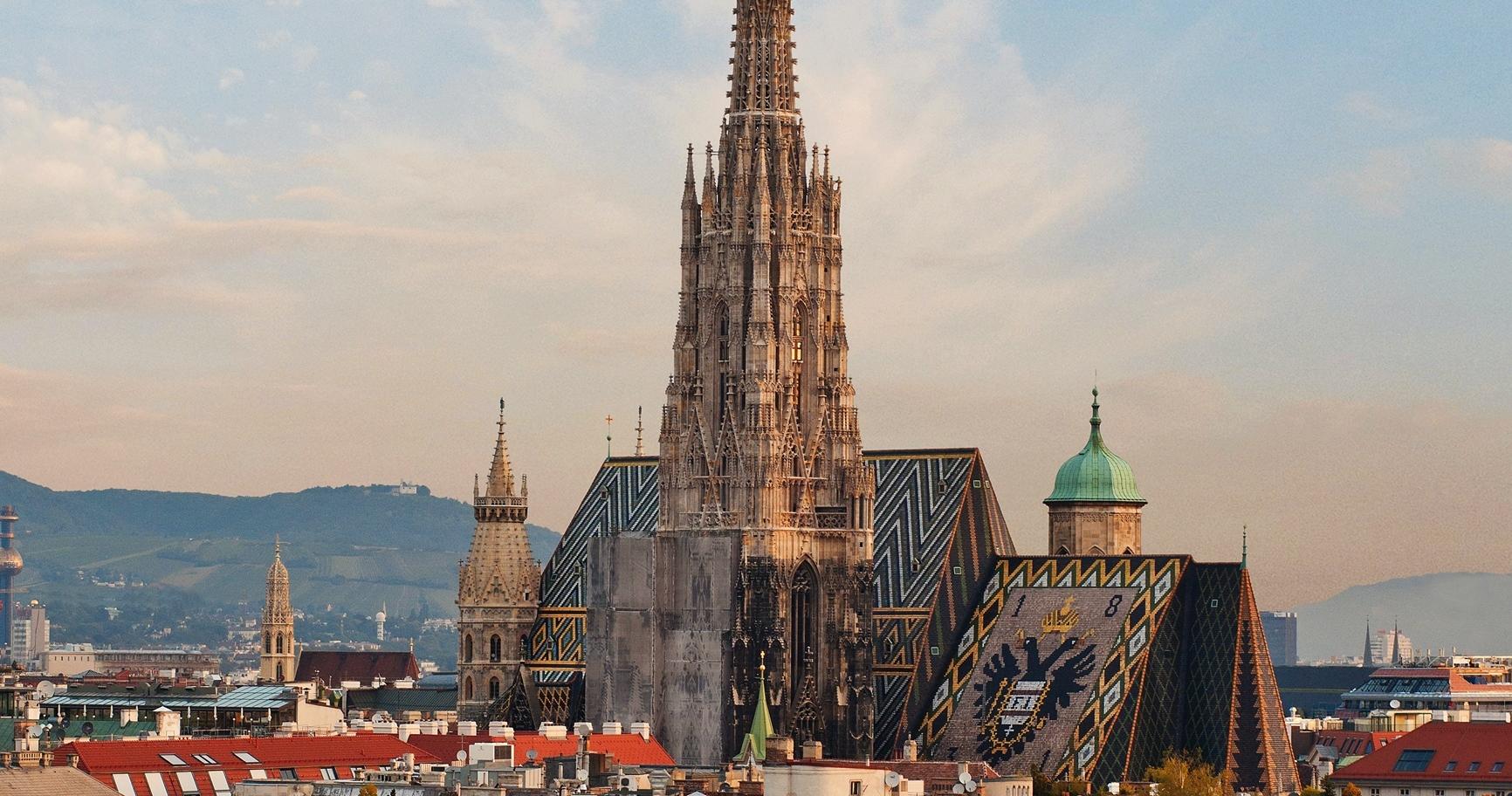 Дешевле автобуса: Laudamotion продает билеты в Австрию от 10 евро