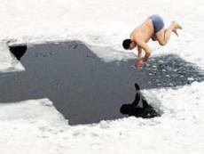 10 советов, как правильно погружаться в прорубь