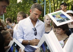 Эксперт: ЦИК вряд ли откажет в регистрации Андрею Шевченко  