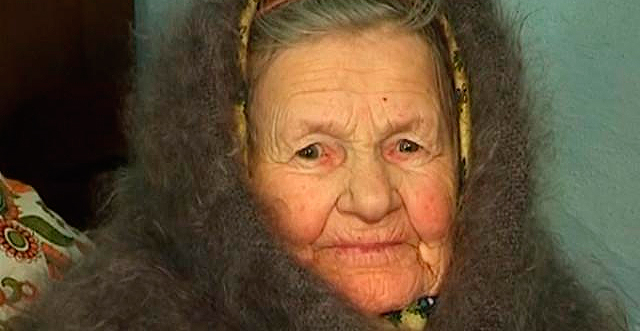 Новость - События - Наталия Королевская поздравила с днем рождения старейшую женщину планеты
