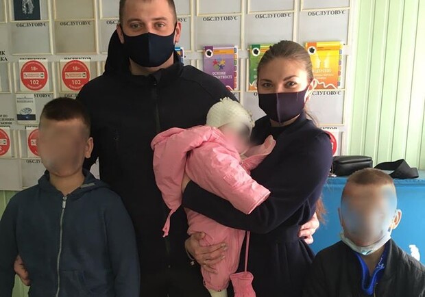 Жили в наркопритоне: на поселке Котовского у родителей забрали троих детей фото
