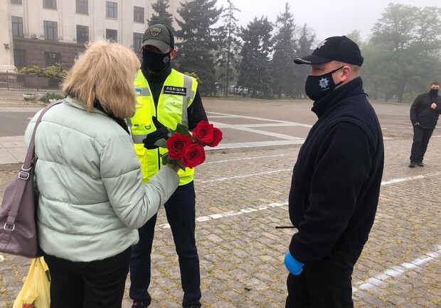 Шестая годовщина трагедии в Одессе: что происходит на Куликовом поле фото