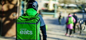 Не идут дела: Uber Eats прекратит работу в Украине