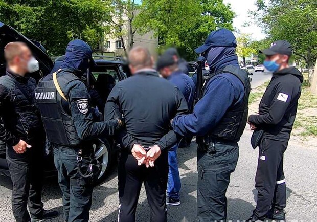 В Одессе задержали грабителей пункта валют: видео фото