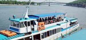 Скоро поплаваешь: когда запустят прогулки на теплоходе по Днепру
