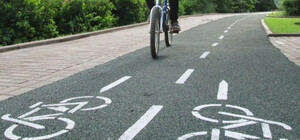 Чем смогут: в столице появятся временные дорожки для велосипедов и моноколес