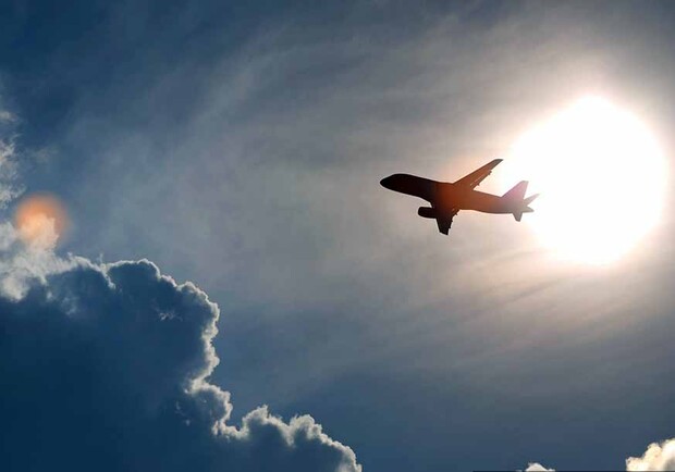 Получи ответ: какие авиарейсы возобновляют из Одессы - фото