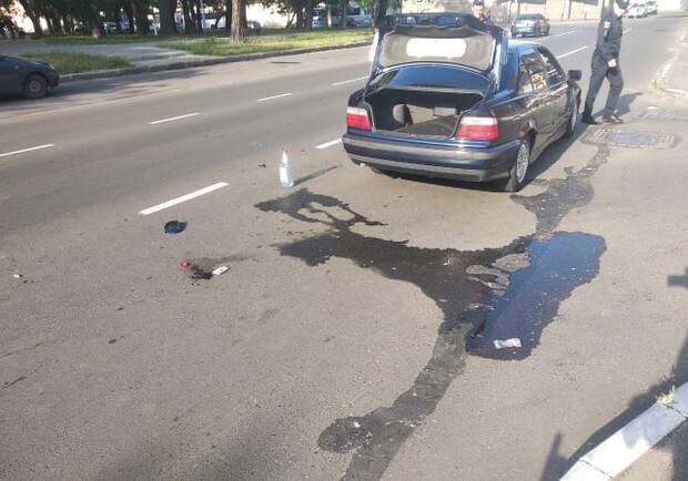 В Одессе BMW сбил мужчину. Фото полиции