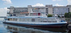 Из Днепра начал ходить теплоход: узнай график и цены
