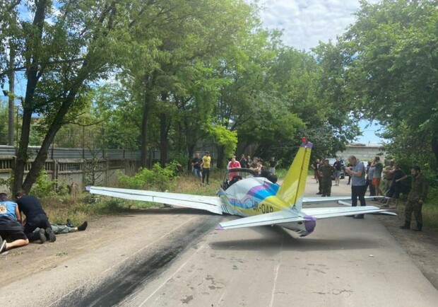 Крушение легкомоторного самолета в Одессе Фото: Нацполиция