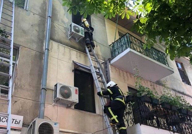 Пожар на Бунина: 38 квартир не пригодны для жилья. Фото: ГСЧС
