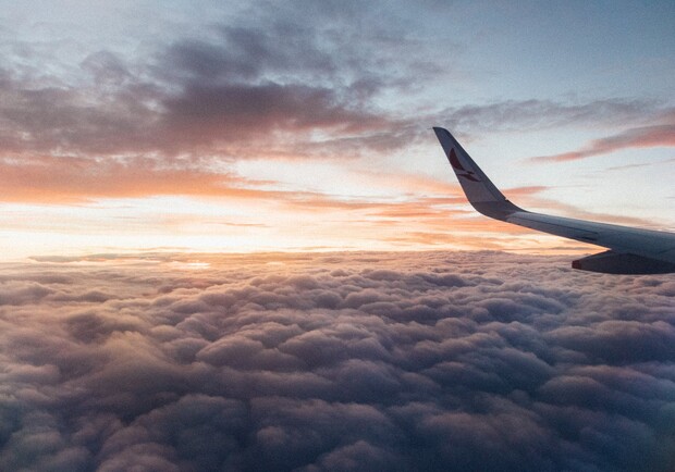 Летим в Эмираты: Wizz Air возобновит рейсы из Одессы. Фото: Pexels
