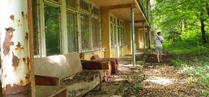 Майже Зона відчуження: з’явились моторошні фото закинутого санаторію «Сокіл» в Брюховичах