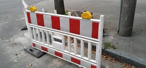 Какой смысл: вандалы испортили сотни сигнальных светильников