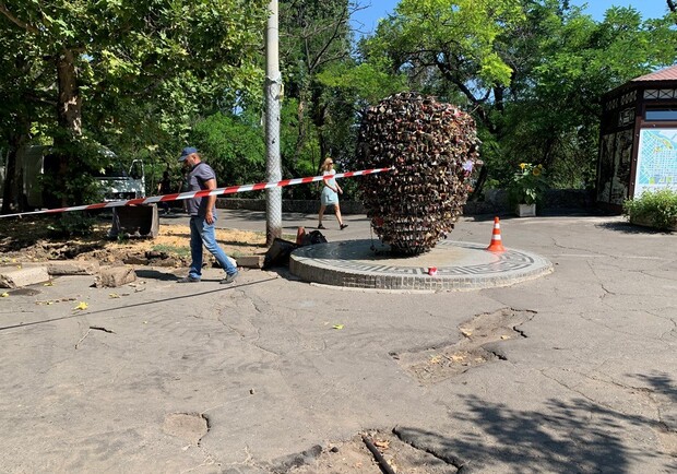 В центре Одессы возле Тещиного моста ремонтируют улицу Фото горсовета
