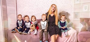 Места хватит: семье одесских пятерняшек снова купили квартиру 