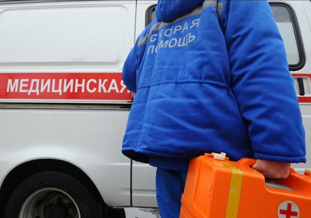 Очень просили помочь: в Одессе избили фельдшера скорой помощи. Фото: pexels