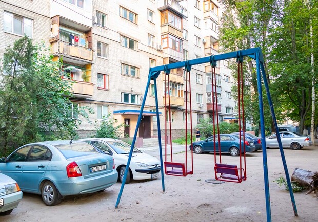 Посадят на два года: после травмы мальчика на детской площадке в Одессе открыли уголовное дело. Фото из открытых источников