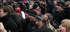 Запорожцы митинговали против эксгибиционистов в парке Пушкина