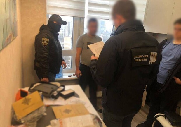 В Одессе полицейские инсценировали нападение на предпринимателей. Фото: Пресс-служба Одесской областной прокуратуры