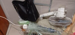 Сэкономили на проезде: на Шулявке хулиганы разнесли станцию скоростного трамвая